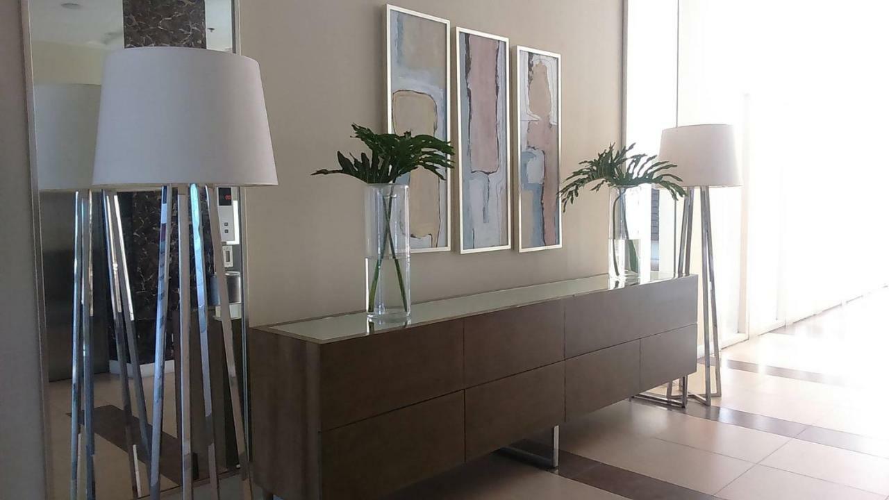 Marquee Residences آنغلوس المظهر الخارجي الصورة