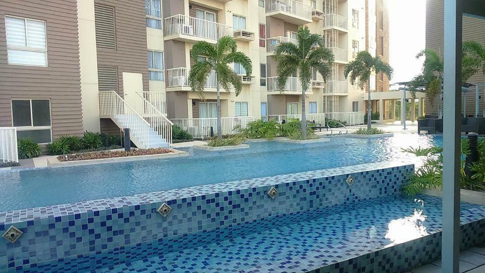 Marquee Residences آنغلوس المظهر الخارجي الصورة
