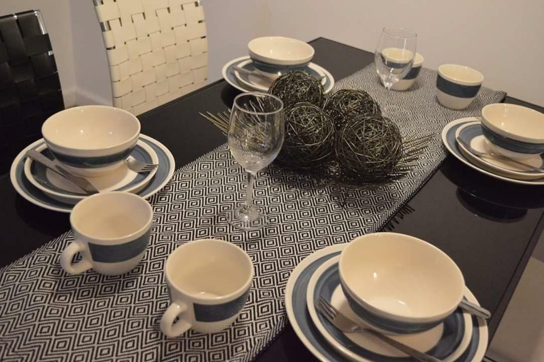 Marquee Residences آنغلوس المظهر الخارجي الصورة