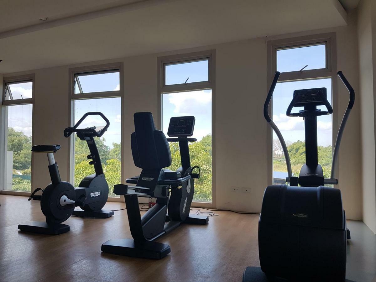 Marquee Residences آنغلوس المظهر الخارجي الصورة